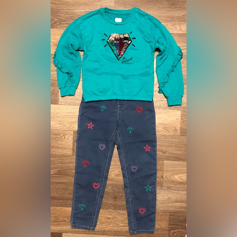 Girls size 8 matching set